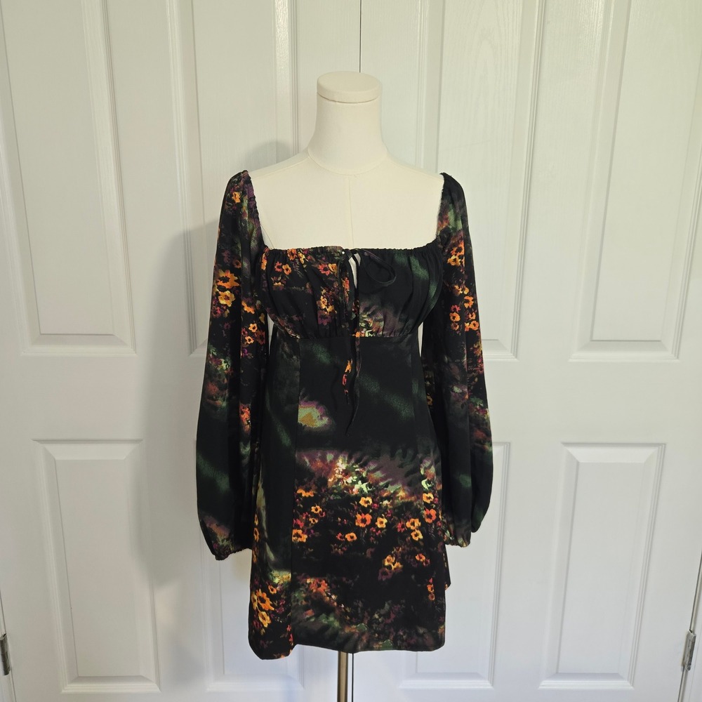 Urban Outfitters Mini Dress Women Small Black Floral Balloon Sleeve Smocked Back